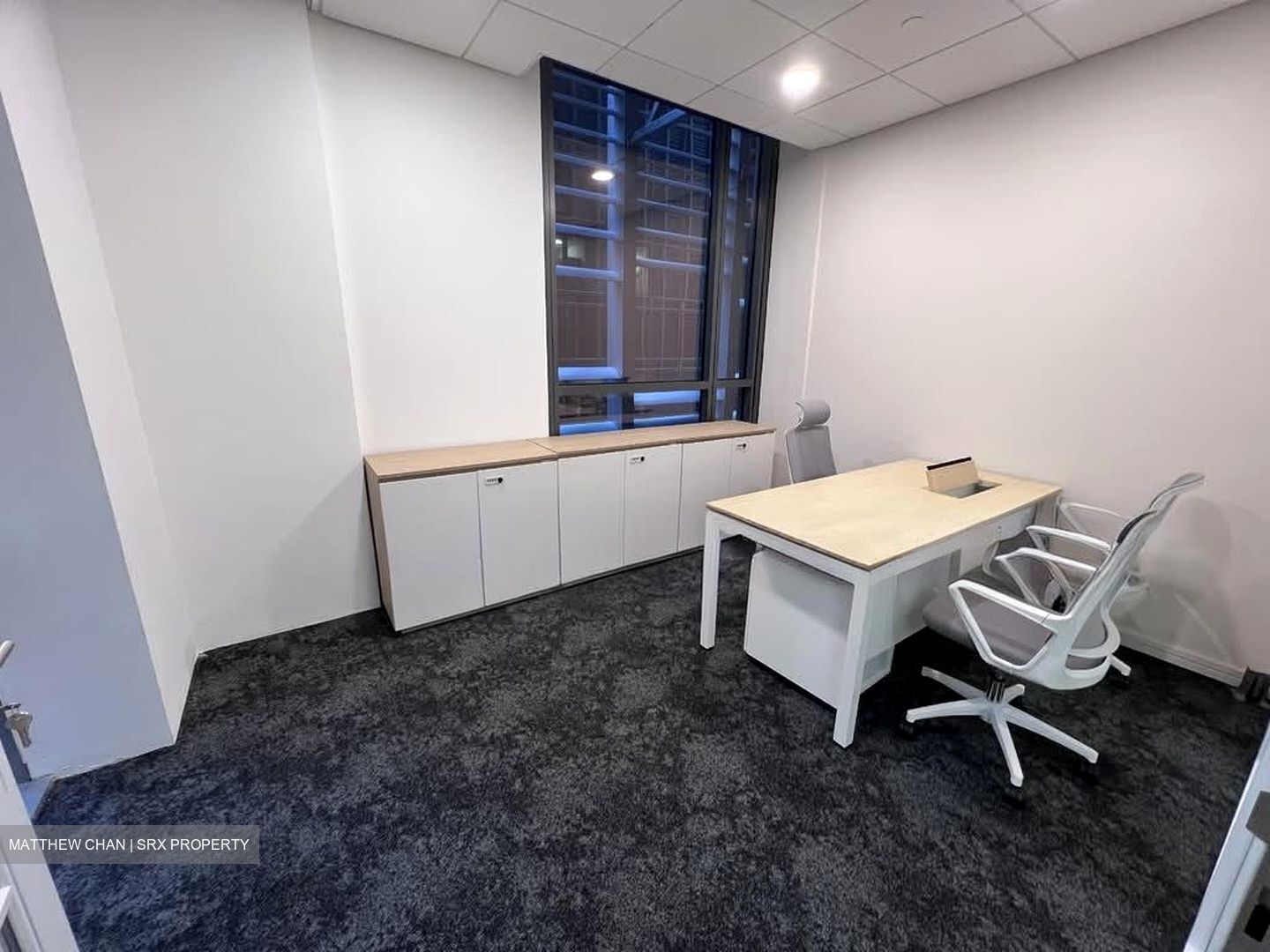 PLUS (D1), Office #559250911